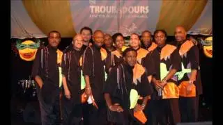 Happy Horns - Troubadours International