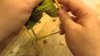 Yarnover between 2 knit stitches (english style)