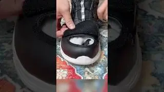 Зачем эти кроссовки раздвигают пальцы?