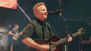 Chris Tomlin and Ben Fielding - The First Hymn (Live)