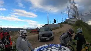 Se impact&oacute; contra una camioneta en Ecuador Cuenca turi. 2021 😄🚴⛰️