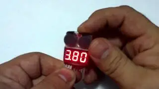 1s-8s cell checker with low voltage alarm