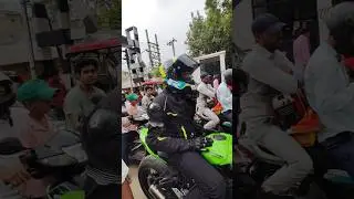 Kawasaki Ninja Zx10r in Public #youtubeshorts #zx10r #zx10rsound #zx10-rr #kawasakininja #bikers