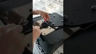 Encaixe Base /Suporte Top Case BA&Uacute; LIVI