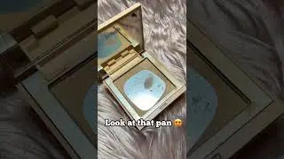 Benefit Cosmetics Hello Happy Velvet Powder Foundation