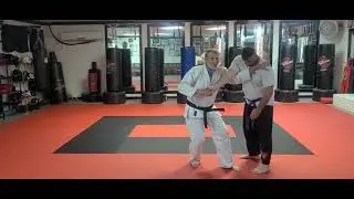 Self Defense of the Week   painful handshake