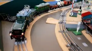 Vintage 1930's Marklin Crocodile O scale running: Wie ein achtziges Märklin Krokodil fahrte.