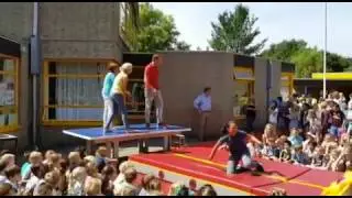 Van school gegooid