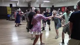 FolkMADS Contra Dance - The Parson Sisters & Ben Werner - Joels in the Kitchen