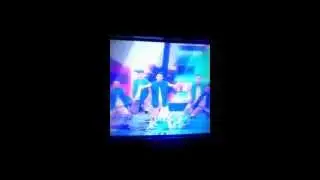 Sky1 Ruffdiamond got to dance
