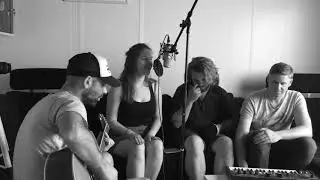 The Damnettes play 't Smidje (coversong)