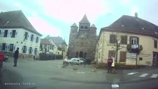 Marmoutier dans le Bas-Rhin en Alsace avec son abbaye le 30 mars 2024