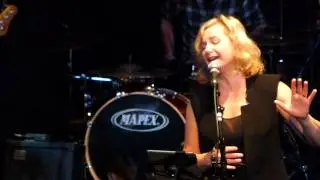 I Can't Make You Love Me - Christine Collister