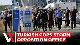 Pepper Spray & Political Drama In Turkey, Police Storm Opposition Party Office In Istanbul | VERTEX