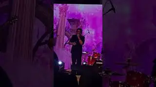 Singer Afsal is on SP Balasubrahmaniam famous song at Ilford London Townhall Kairali Fiesta😍