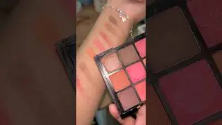 My first eyeshadow palette from Swiss beauty🖍️🤍 #yt #swissbeauty #eyeshadow #swatches #makeup #fyp