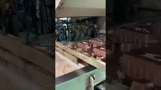 Production process of air nail gun packaging box
