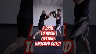 A drill to avoid getting knocked out #martialarts #mma #boxing