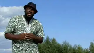 GUIGUIPOP ft LAURA PRINCE - P&eacute;perement votre (music vid&eacute;o)