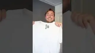 Ik Leer Een T-Shirt Op Te Vouwen In 2 Seconden