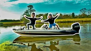 WE LAUNCHED A BASS BOAT IN A FARM POND! (How to Record and View Sonar)