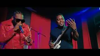 Ti Lunet - Tout se Manti Live Video Performance