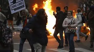 Bruxelles : grand rassemblement des anti-pass, heurts avec la police
