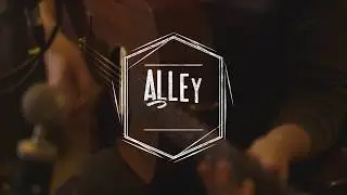 Utrecht AlleySessions: Emil Landman - Falling