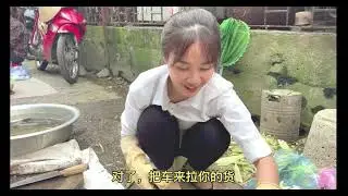 突然爆红中文网络的越南”竹笋姑娘“ 小庄及背后成功的原因瞎聊。是阿俊阿辉团队成就了网红”竹笋姑娘“ 小庄还是”竹笋姑娘“ 小庄成就了阿俊阿辉团队？你怎么看？