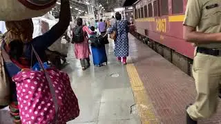 Dadar Terminus Early Morning Walking Tour