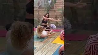 Nora ile Ala&ccedil;atı 'da Yoga Dersleri - Banana Ala&ccedil;atı Wellness Garden