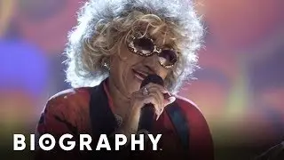 Celia Cruz - American-Cuban Singer & Queen of Salsa Music | Mini Bio | Biography
