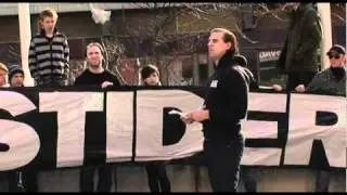 Protest mot tv-styrda avsparkstider