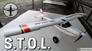 S.T.O.L Flying - Testing the flaps of the R/C Hobbyking Volantex 747-8 Trainstar 1400mm (PNF)