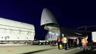 Time-lapse of satellite loading into C-5M Super Galaxy