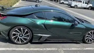 BMW i8 KPMF green-black iridescent wrap w/ forged carbon z-art body kit  lowered on H&R springs 🏆