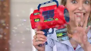 S/2 Large Bubble Shooters w/ Bubble Solution, LED Lights & Handle on QVC