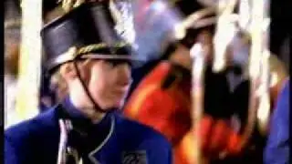 Nature's Own Dueling Bands Commercial