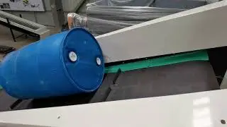 Four shaft shredder,shredding plastic drum