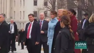 President Obama Leaves The Capitol On Marine One - Newzz 10 - Newzz 10