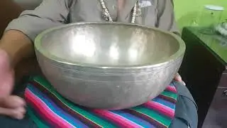 #41 Jambati singing bowl