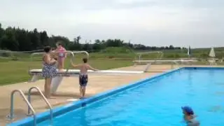 Lyra at pool
