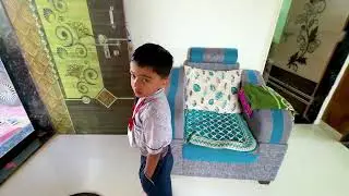 शाळेत जाताना भूताचं बाळ रडताना दिसलं 🔥