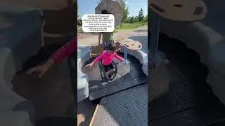 Kids Playground with water splash in Canada 🇨🇦 #kidsactivities #somuchfun #djfamilyincanada