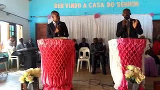 Pregação em Moçambique, Maputo. Igreja do pastor Camilo Mahiça, pastor Celestino