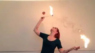 Cherry Lyly Darling Fire Eating/exercice
