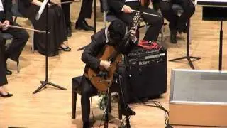 Astor Piazzolla: Invierno Porteno, played by Chiawei Lin