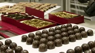 Chocolove Premium Chocolate Patrick Peeters Holiday Collection