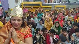 उत्तम संयम धर्म | पुण्यार्जक परिवार मंदिर जी में आरती करते हुए | श्री आदिनाथ आरती