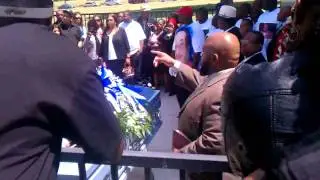 R.I.P FLOSS WE MISS YOU ALOT